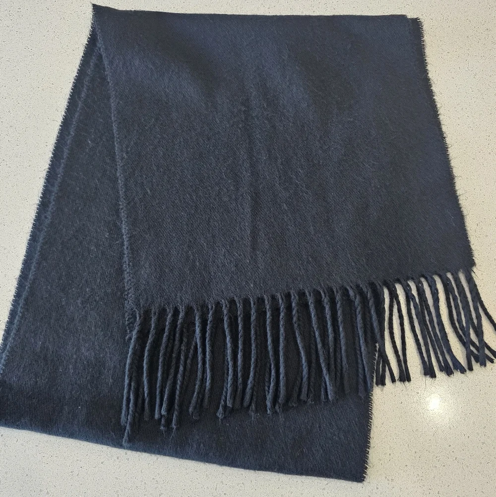 Cashmere Made in Florence Italy Black Cashmere Label Piece - Picture 2 of 2